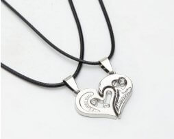 collar-pareja-estilo-corazon-modelo-2 collar-pareja-estilo-corazon-modelo-2