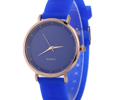 reloj-azul-simple-design reloj-azul-simple-design