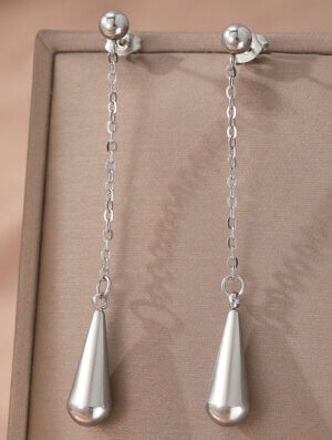 Aretes Acero Luz Plateada