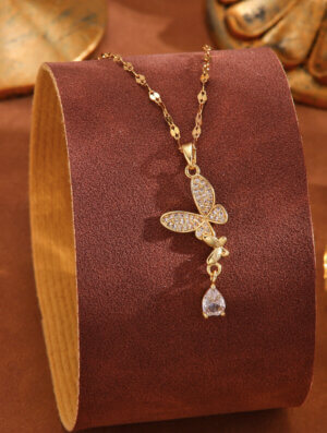 Collar Mariposa de Seda