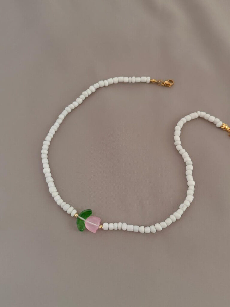 Collar Artesanal Rosa Sutil