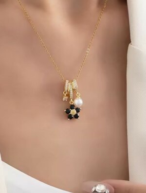 Collar Mujer Madre Selva