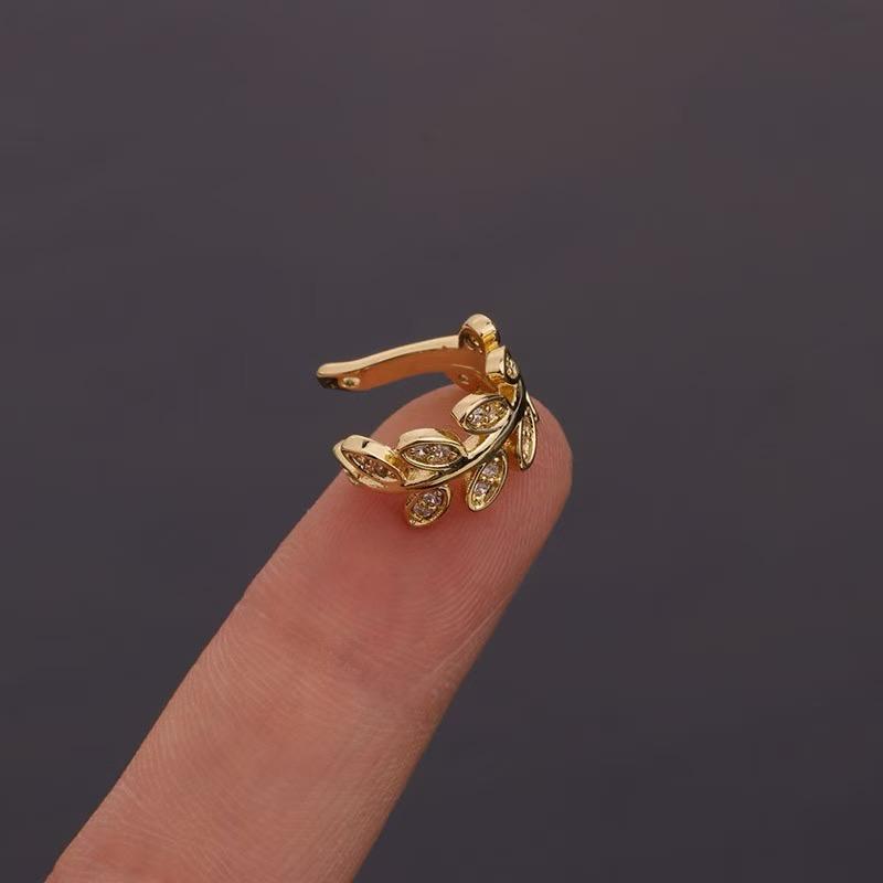 Ear Cuff Hoja Luminosa