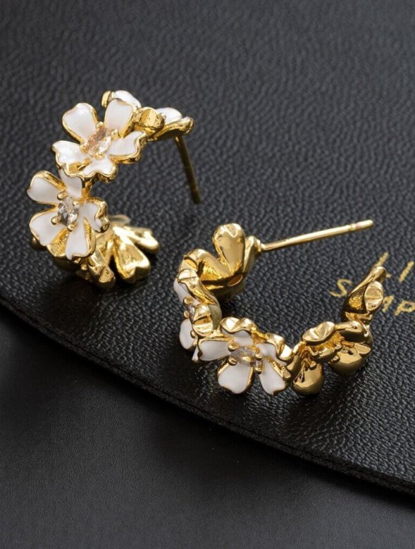 Aretes Mujer Luz Blanca