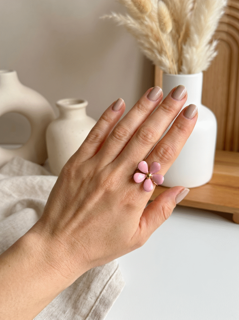 anillo-acero-petalo-rosa