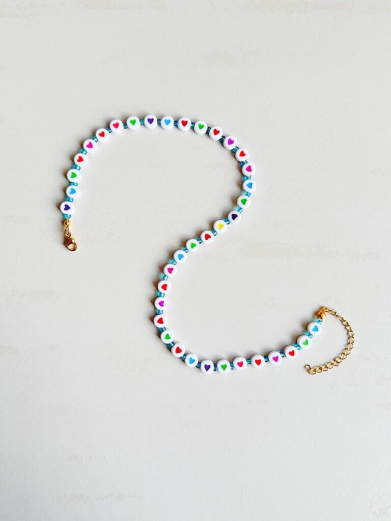 collar-niña-corazon-feliz-1