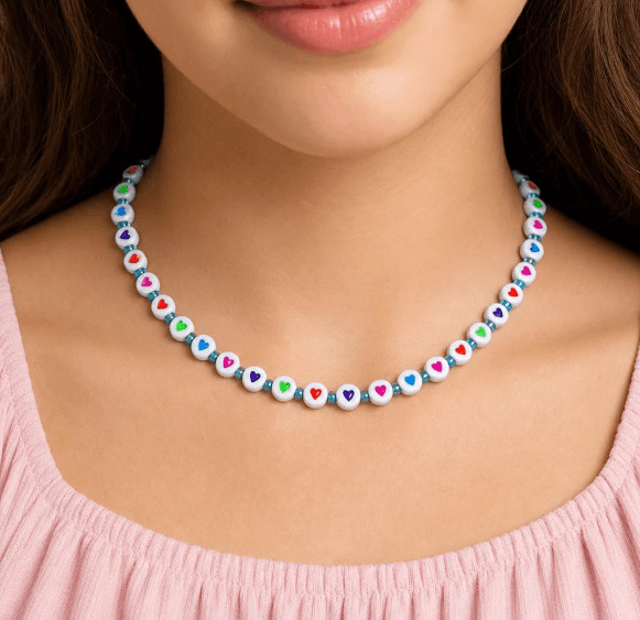 collar-niña-corazon-feliz