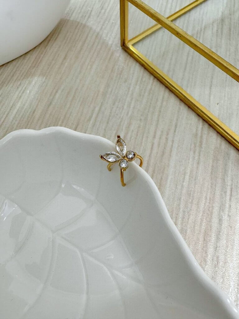 ear-cuff-capullo-cristalino-1