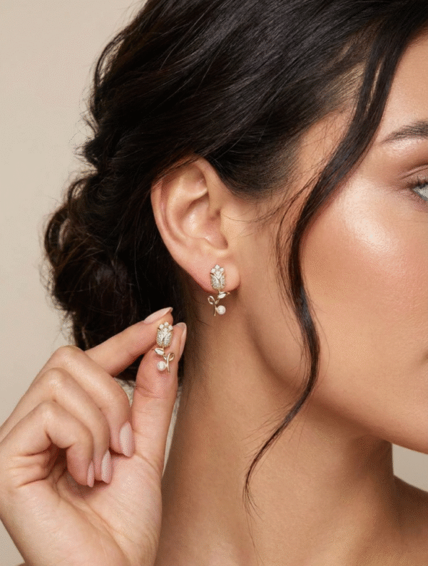 Aretes Mujer Capullo Dorado