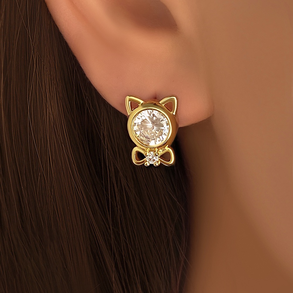 aretes-mujer-brillo-felino-1