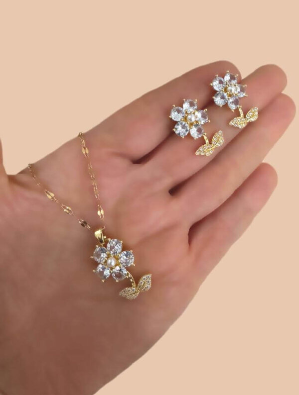 Set Mujer Flor Cristalina