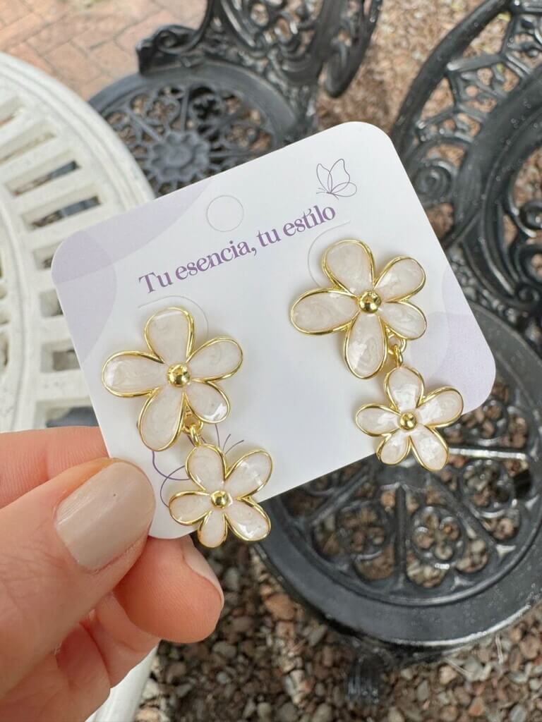 Aretes Color Botanico Blanco