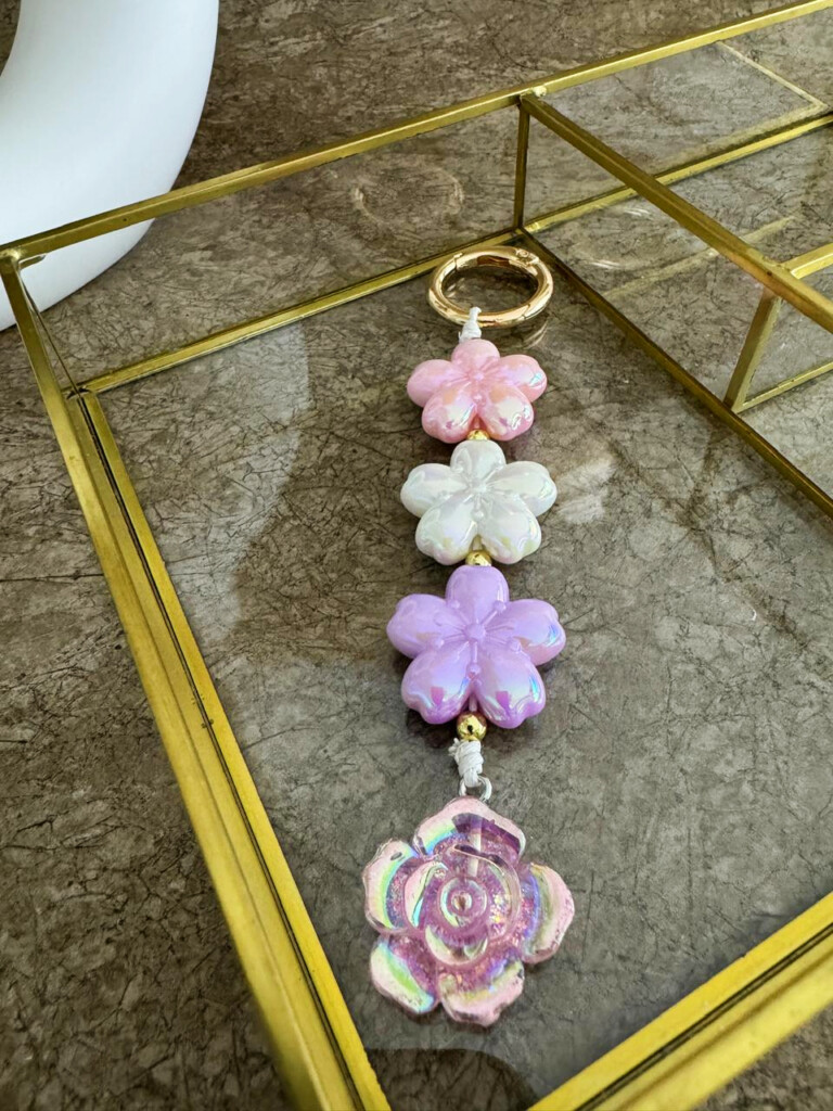 llavero-flores-de-pastel