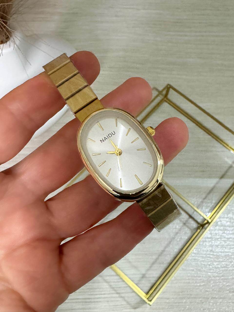 Reloj Mujer Ejecutivo Dorado-1