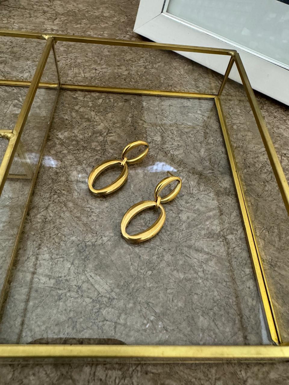 aretes-acero-brillo-dorado